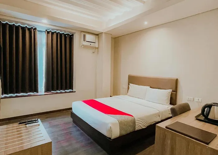 Hotel Airo 3*