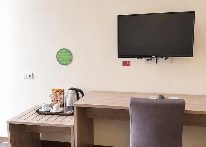 Hotel Airo 3*