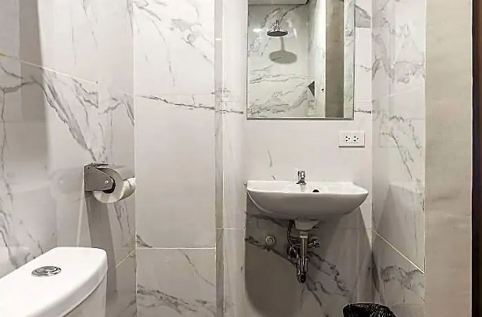 Airo Hotel 3*